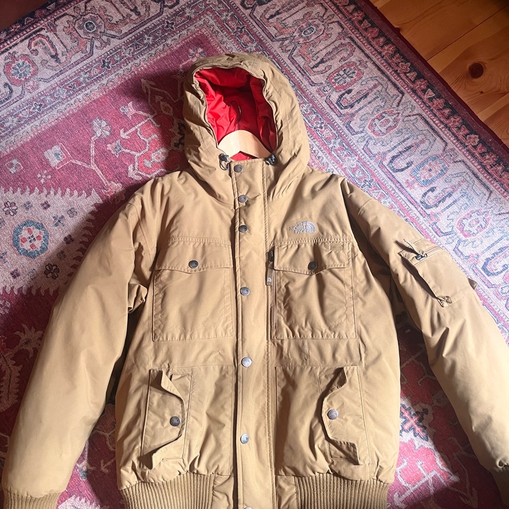 The North Face Men's Tan Puffer down winter coat